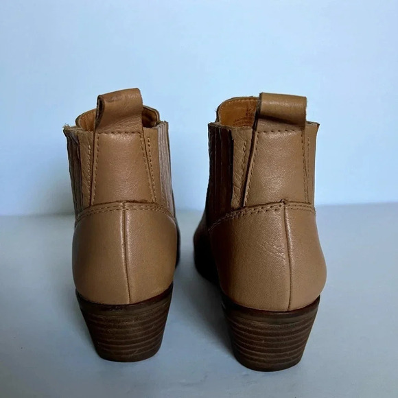 Lucky Brand Ilsse Tan Leather Ankle Booties Pull On Size 6.5 - Picture 5 of 11